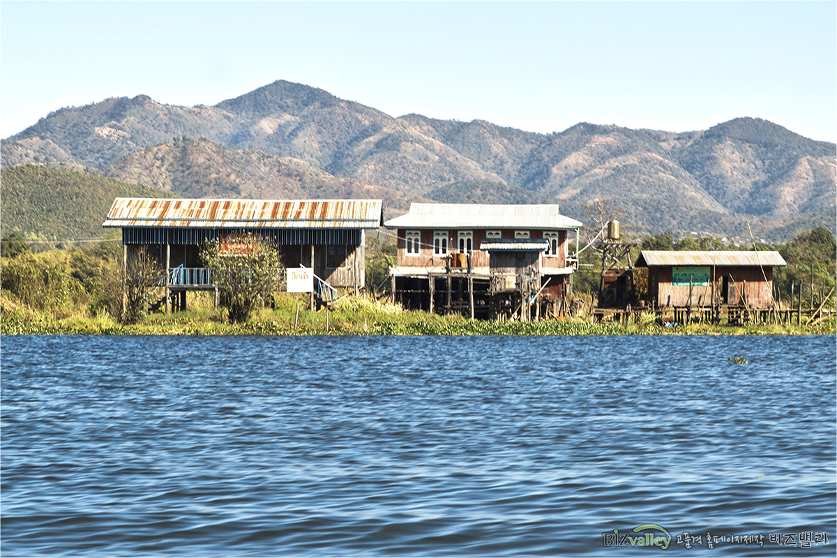 Phone number 02 714 8026